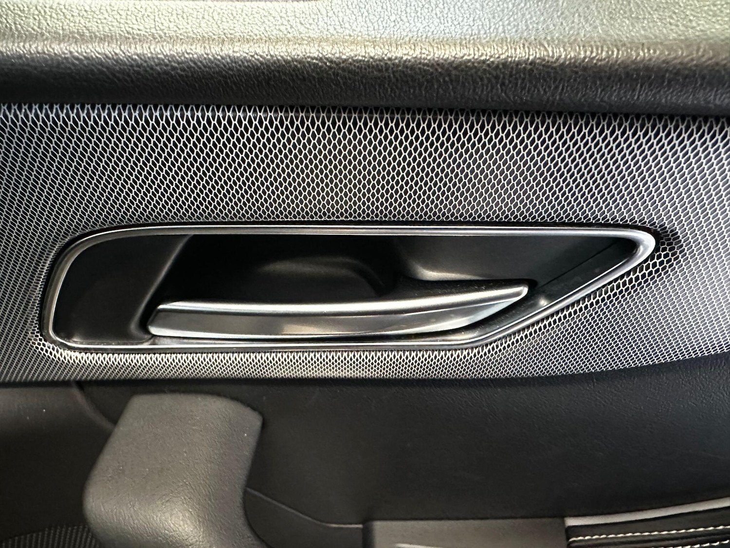 Used Jaguar F-Pace 2019 for sale - 75977741: Photo 31