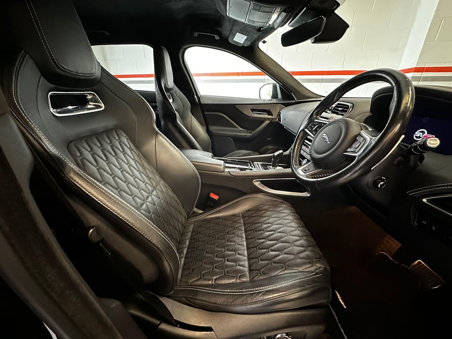 Used Jaguar F-Pace 2019 for sale - 75977741: Photo 48