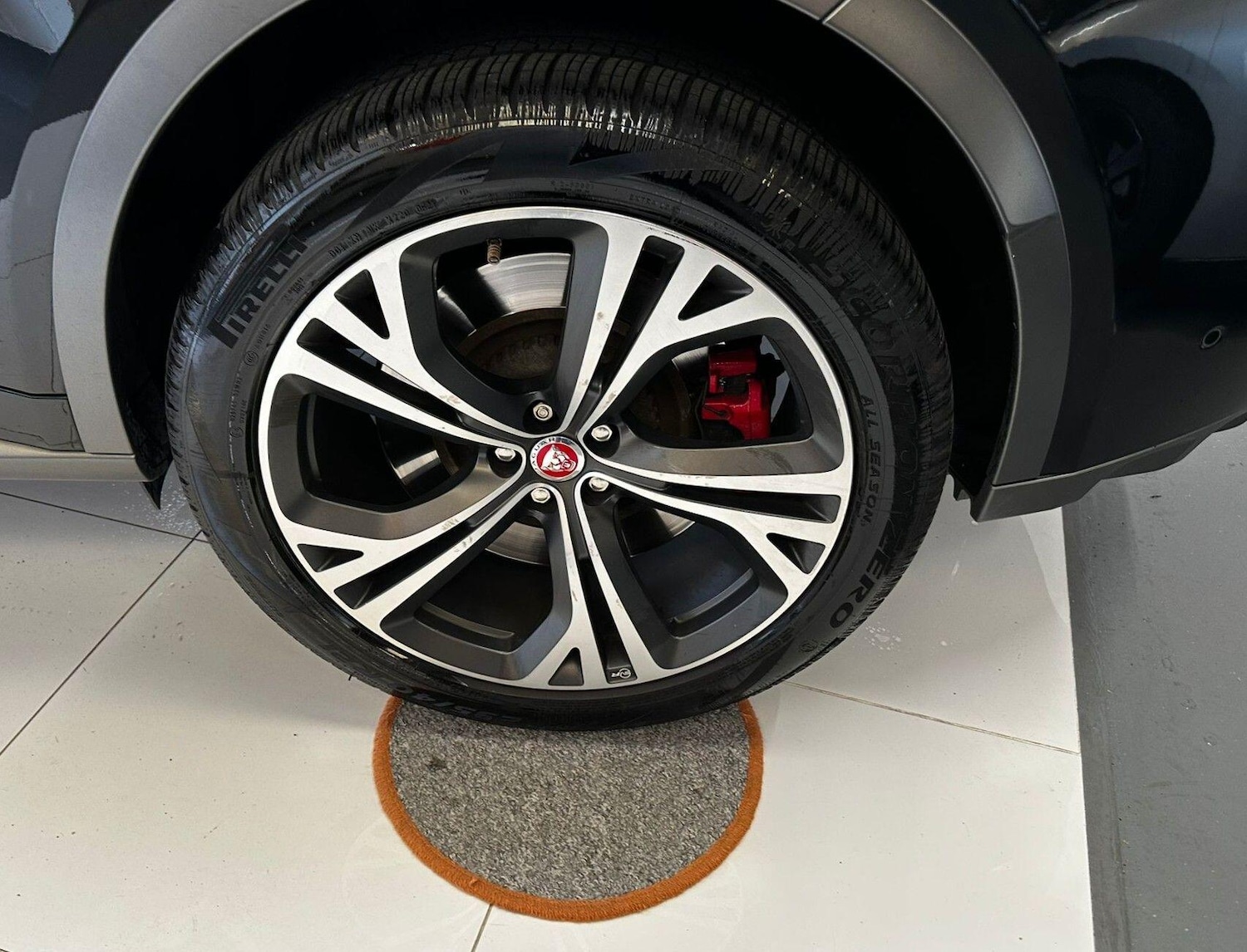 Used Jaguar F-Pace 2019 for sale - 75977741: Photo 55