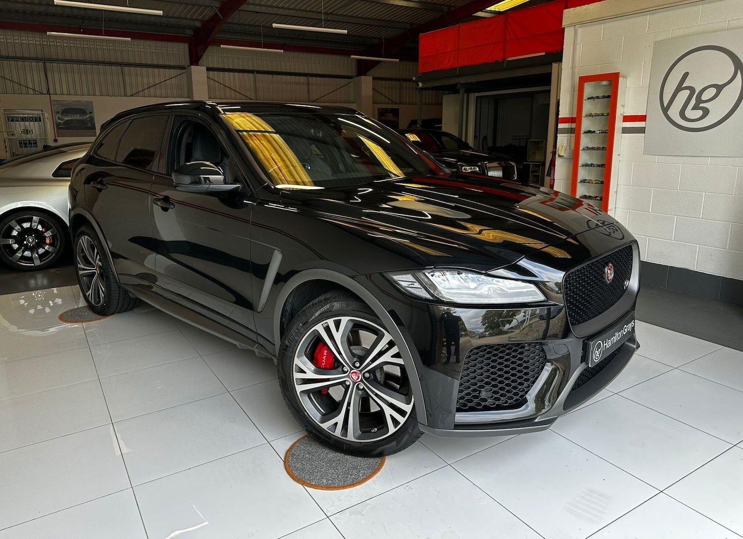 Used Jaguar F-Pace 2019 for sale - 75977741: Photo 6