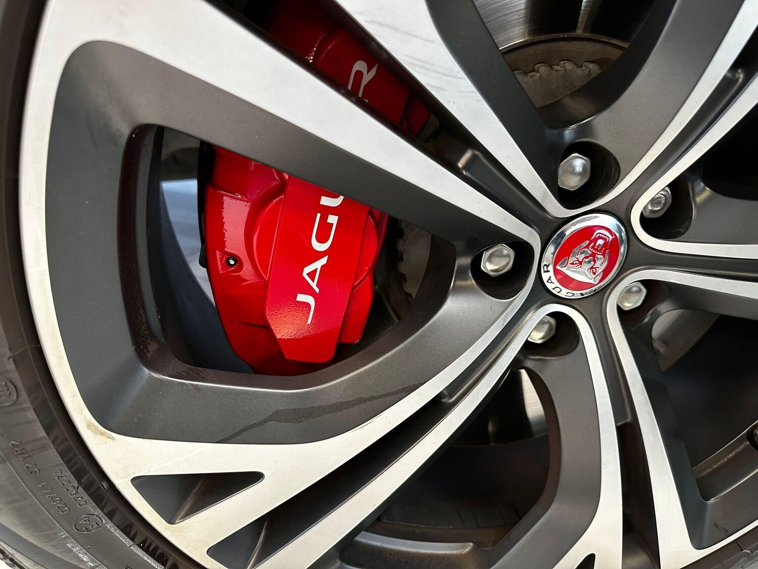 Used Jaguar F-Pace 2019 for sale - 75977741: Photo 95