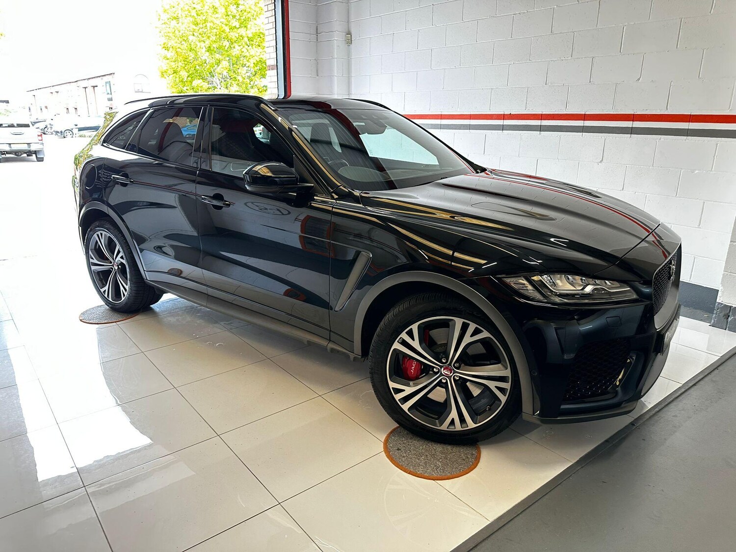 Used Jaguar F-Pace 2019 for sale - 75977741: Photo 97