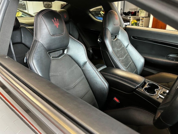 Used Maserati Granturismo 2016 for sale - 75645647: Photo 19