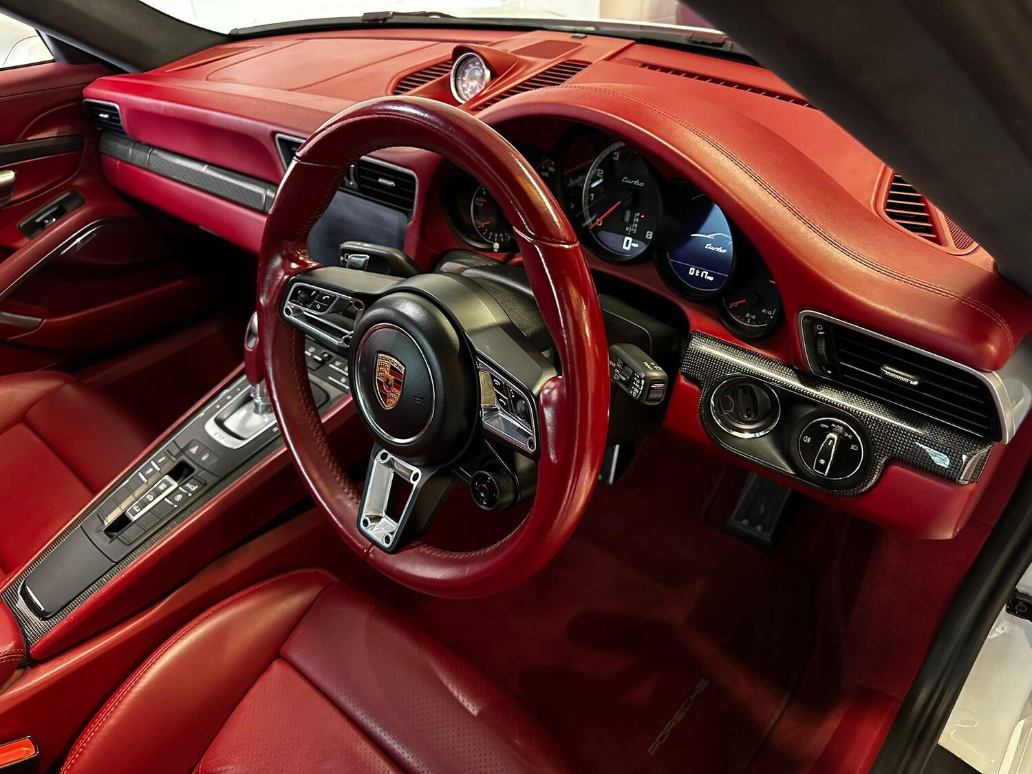 Used Porsche 911 2016 for sale - 77320860: Photo 39