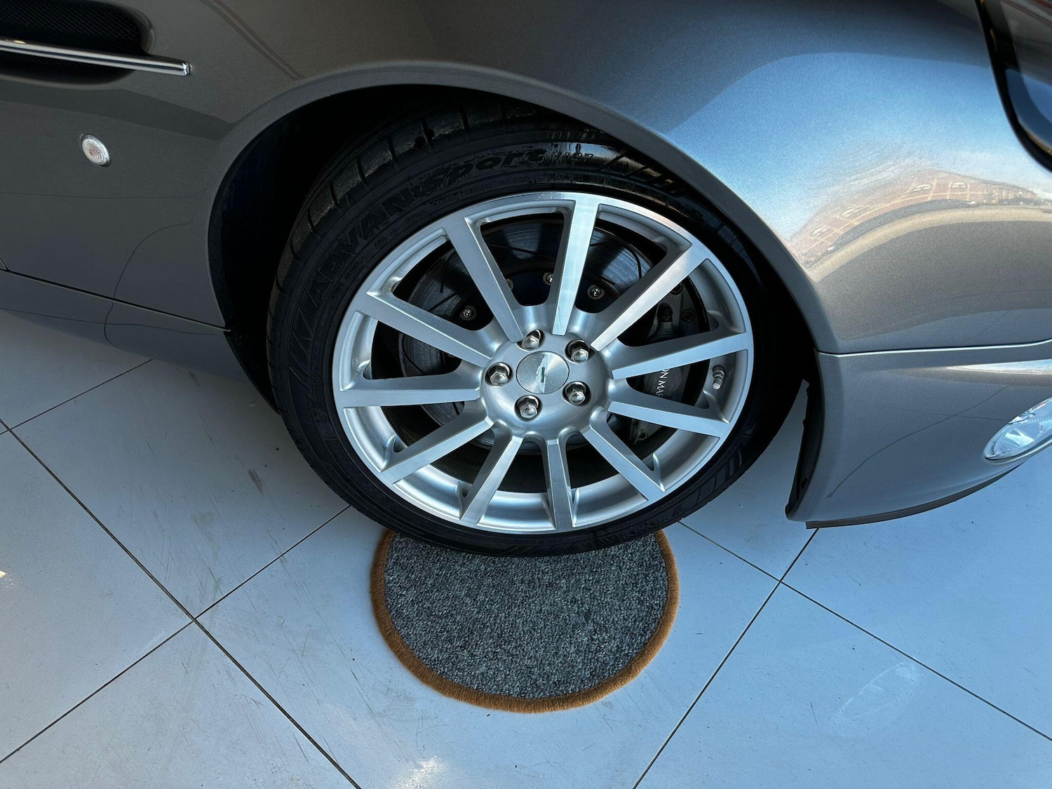 Used Aston Martin Vanquish 2002 for sale - 77410971: Photo 23