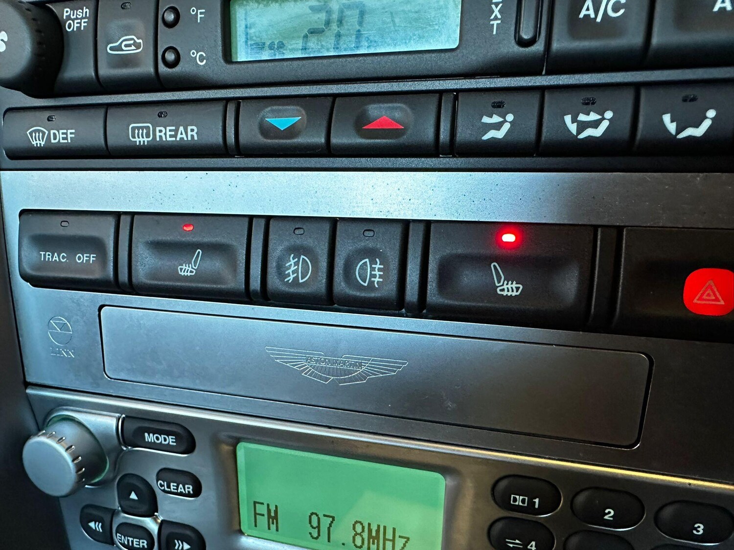 Used Aston Martin Vanquish 2002 for sale - 77410971: Photo 27