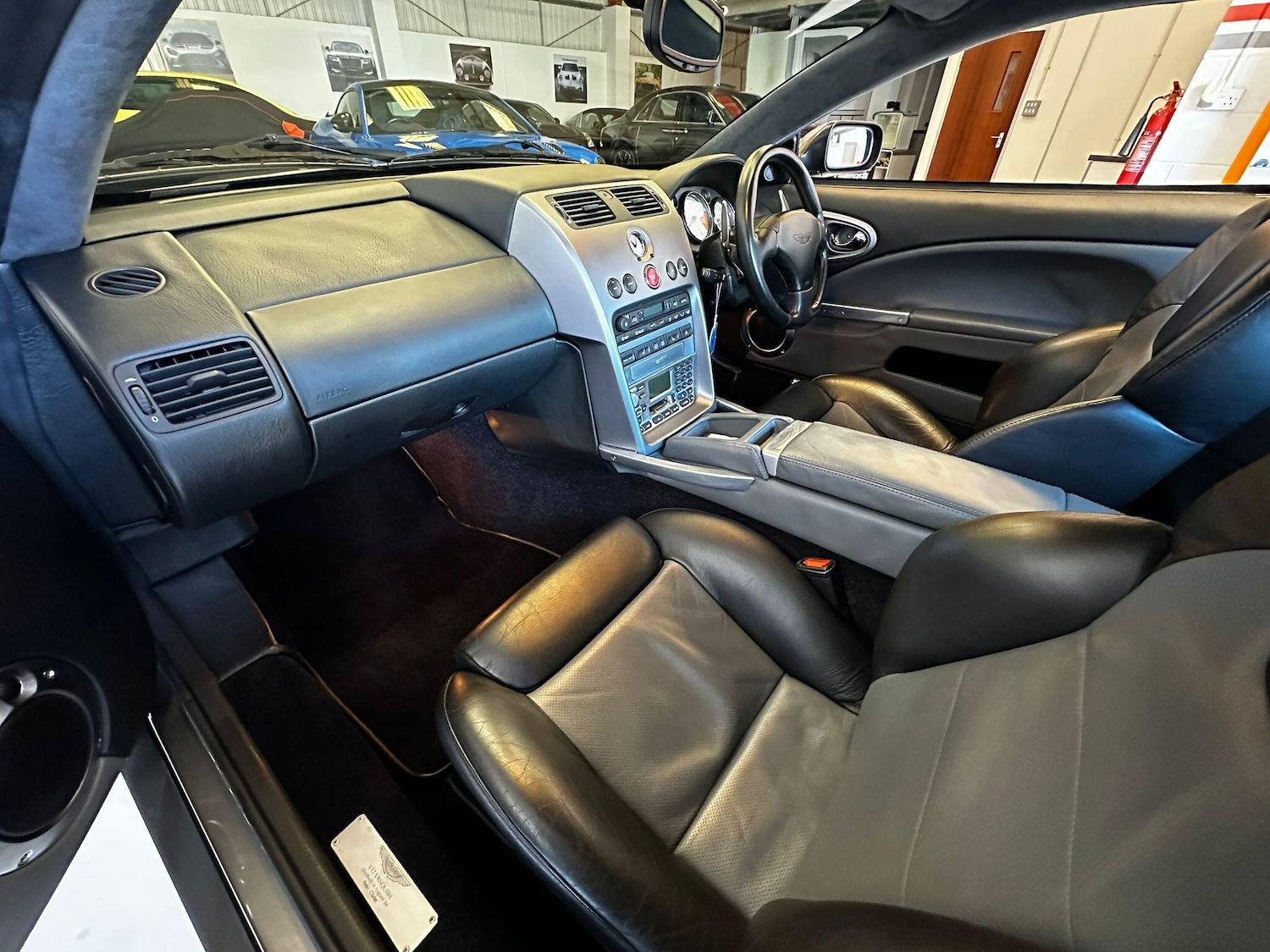 Used Aston Martin Vanquish 2002 for sale - 77410971: Photo 41