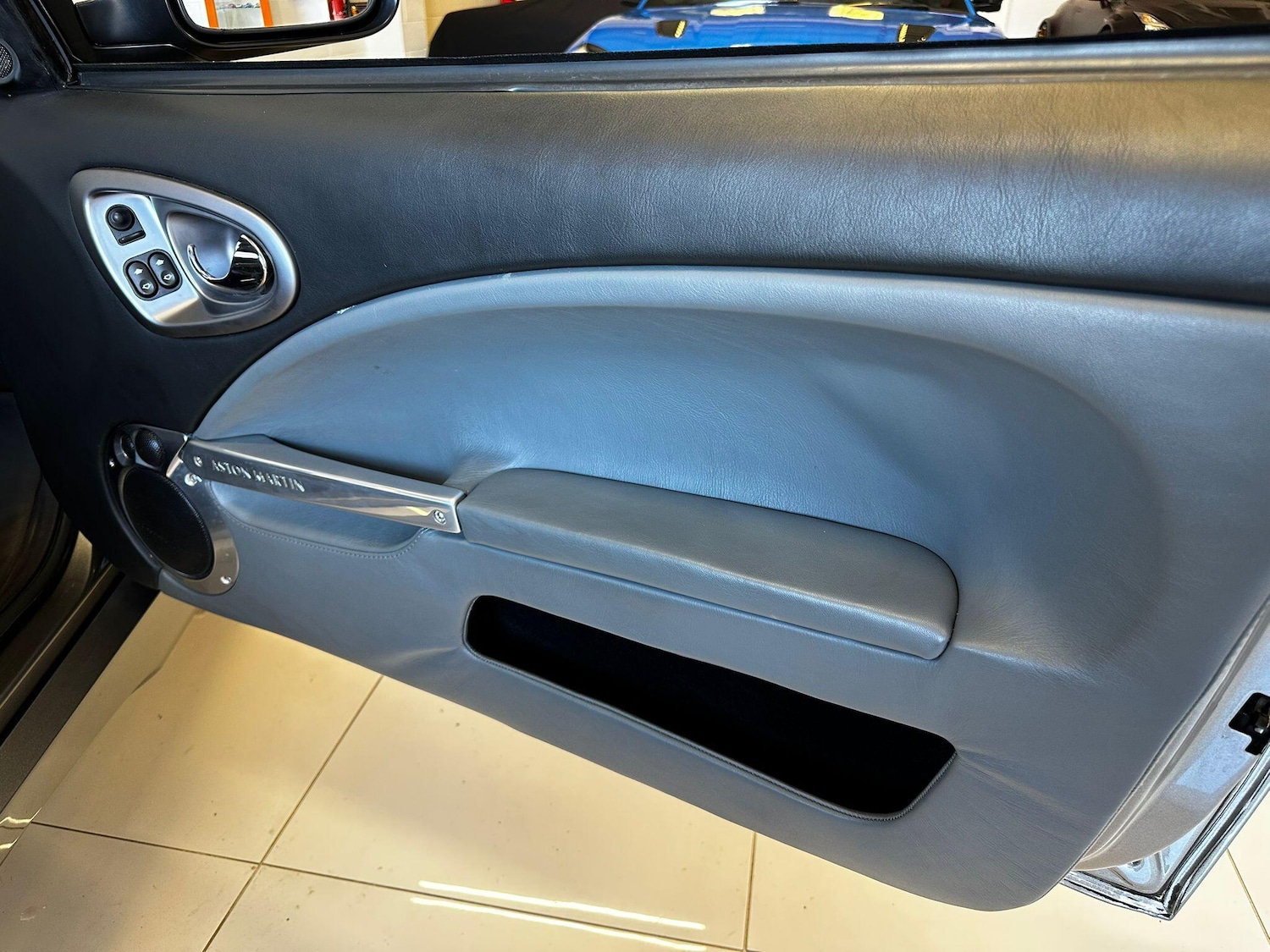 Used Aston Martin Vanquish 2002 for sale - 77410971: Photo 53