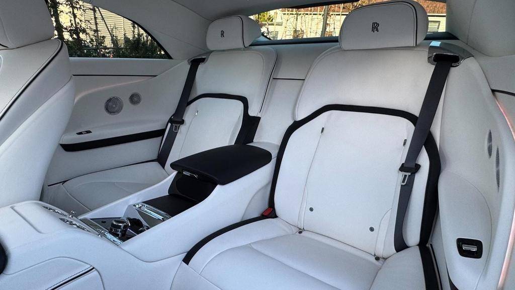 Used Rolls-Royce Spectre for sale - 76476418: Photo 11