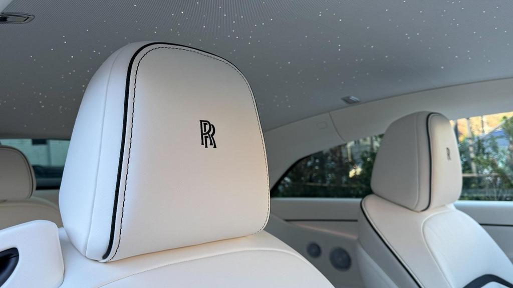 Used Rolls-Royce Spectre for sale - 76476418: Photo 18