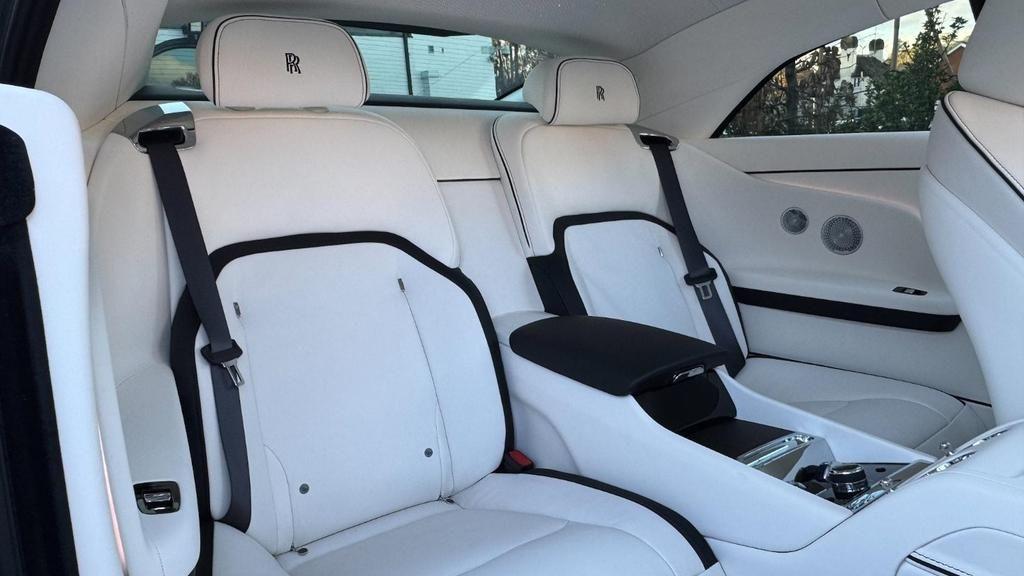 Used Rolls-Royce Spectre for sale - 76476418: Photo 29