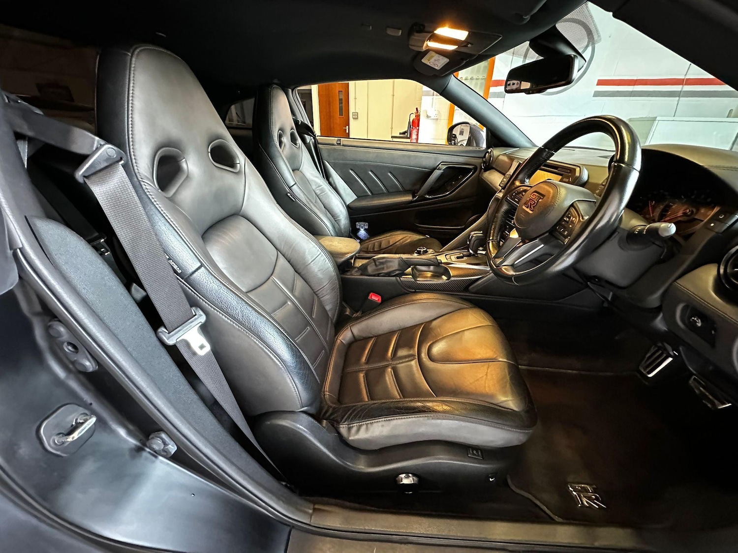 Used Nissan GT-R 2019 for sale - 77467904: Photo 10