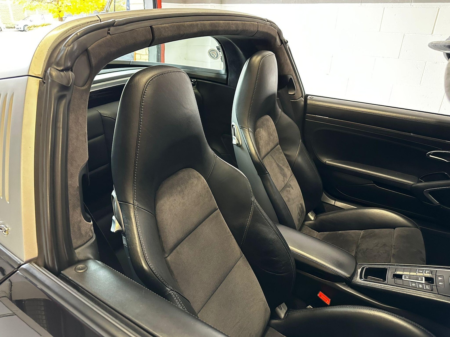 Used Porsche 911 2016 for sale - 76307521: Photo 23