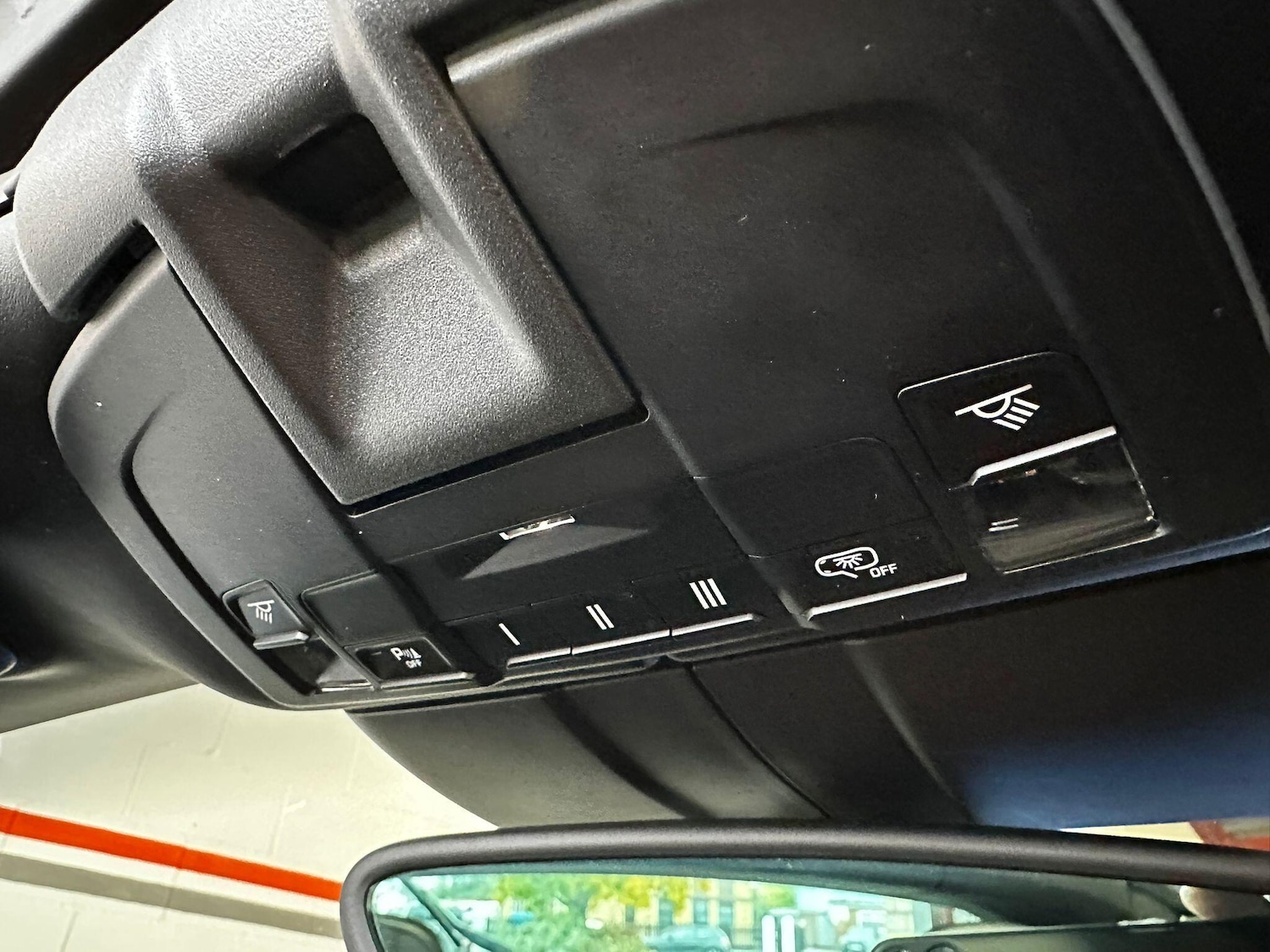 Used Porsche 911 2016 for sale - 76307521: Photo 25