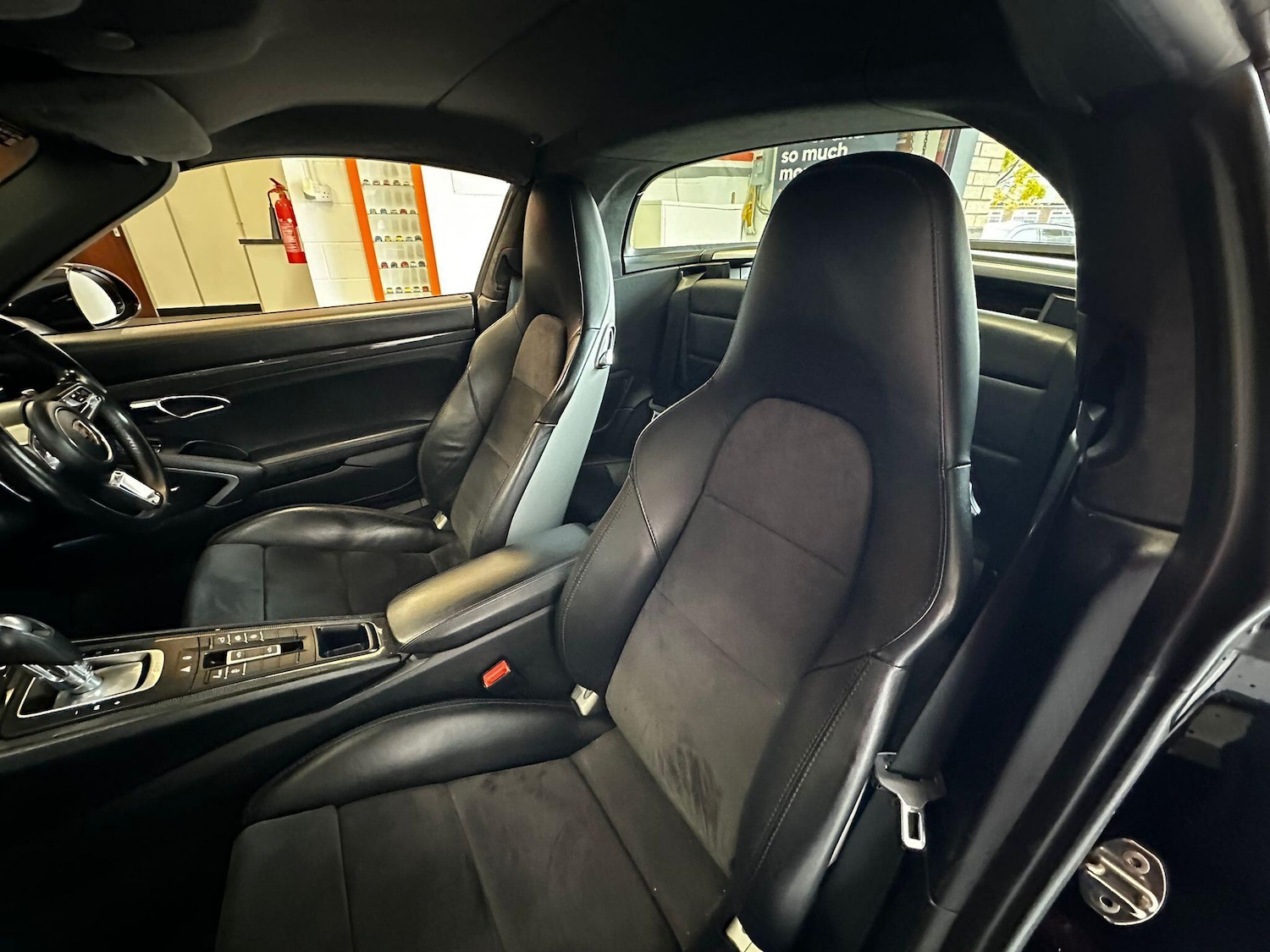 Used Porsche 911 2016 for sale - 76307521: Photo 60