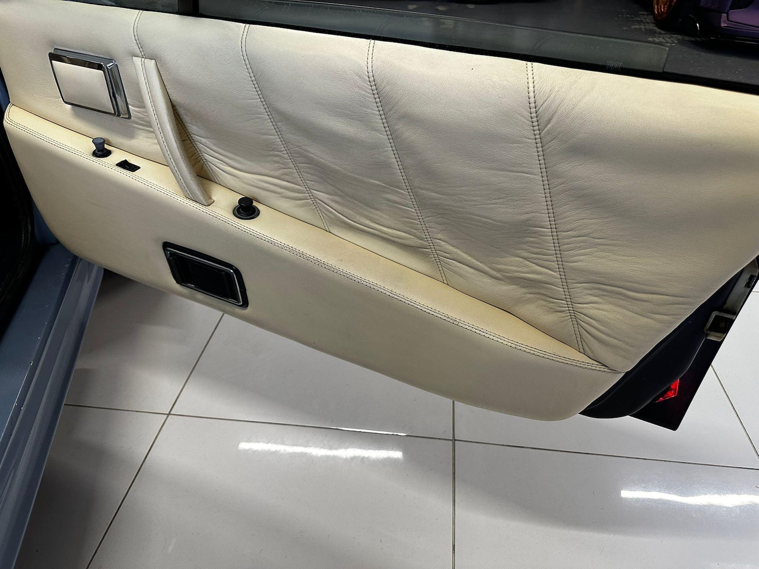 Used Lotus Esprit for sale - 76772242: Photo 37