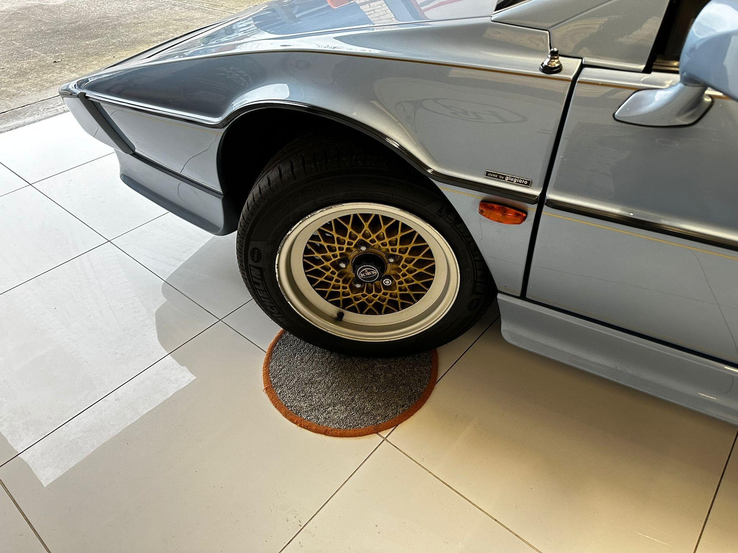 Used Lotus Esprit for sale - 76772242: Photo 46