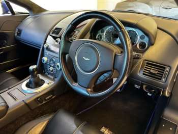 Used Aston Martin Vantage 2015 for sale - 74712849: Photo