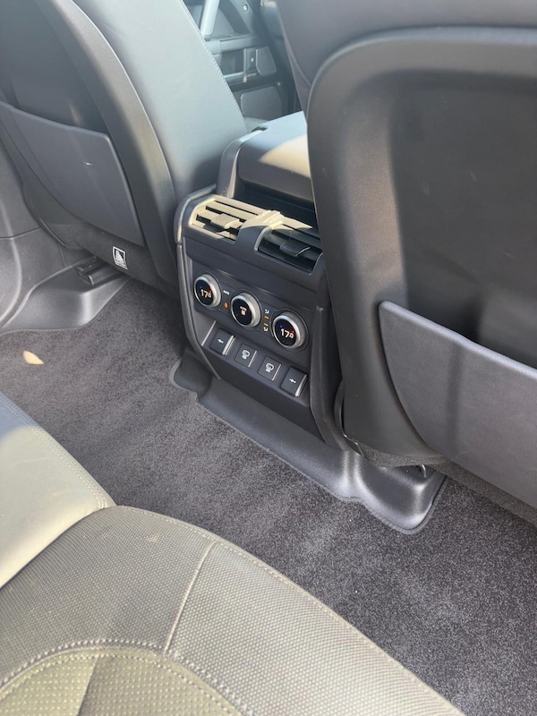 Used Land Rover Defender 110 2021 for sale - 74336723: Photo 10