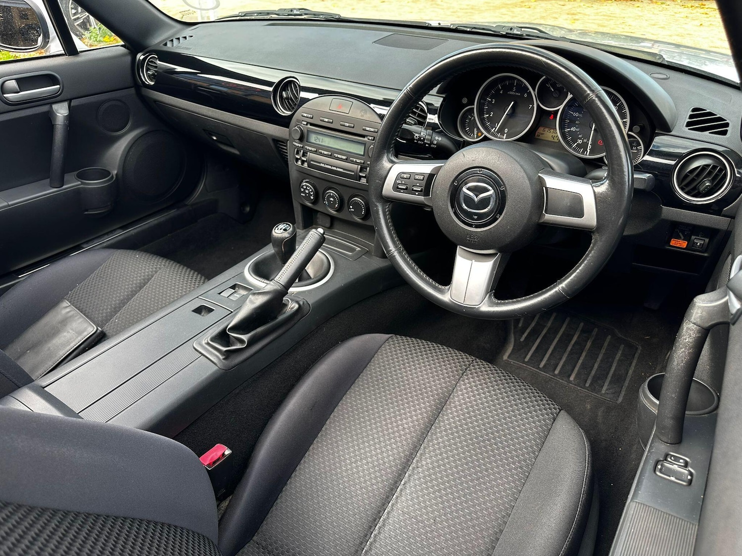 Used Mazda MX-5 2007 for sale - 76337757: Photo 2