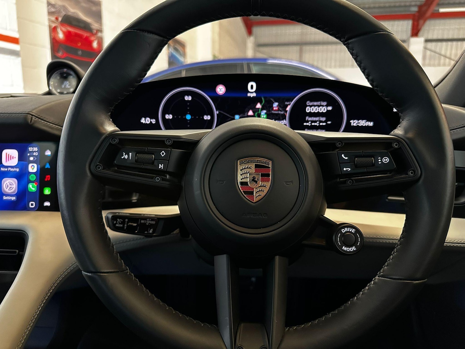 Used Porsche Taycan 2024 for sale - 77175801: Photo 31