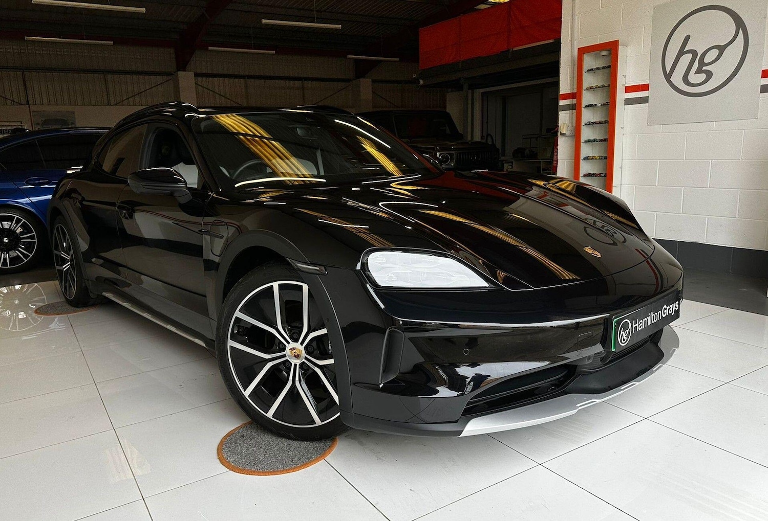 Used Porsche Taycan 2024 for sale - 77175801: Photo 32