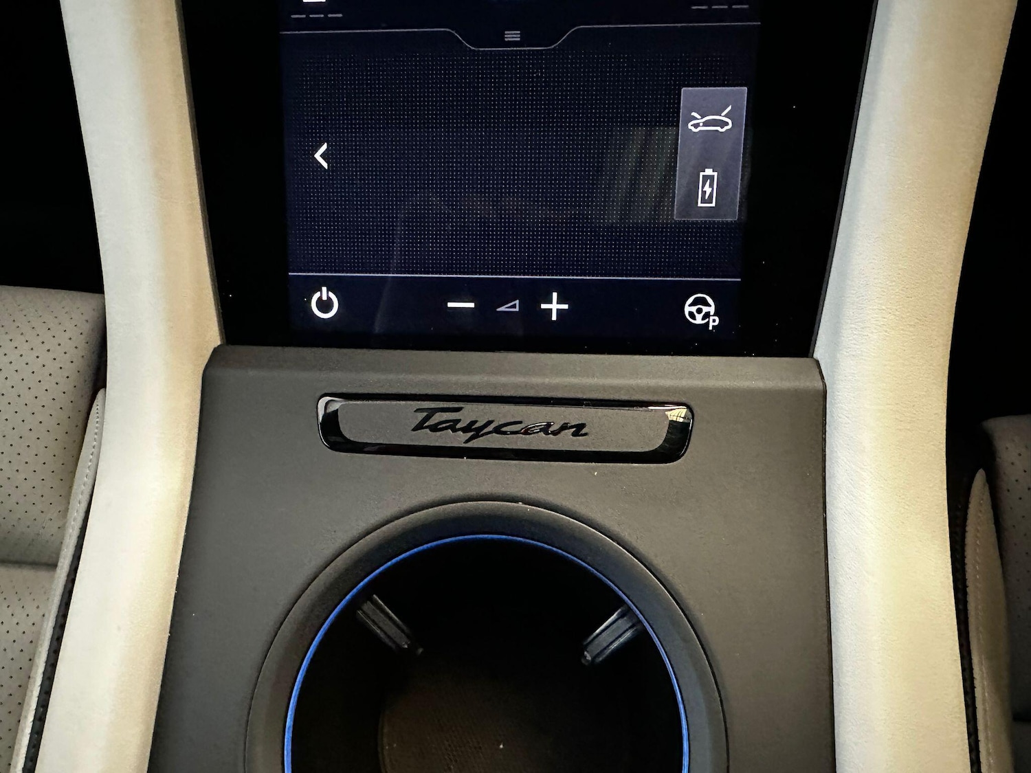 Used Porsche Taycan 2024 for sale - 77175801: Photo 33