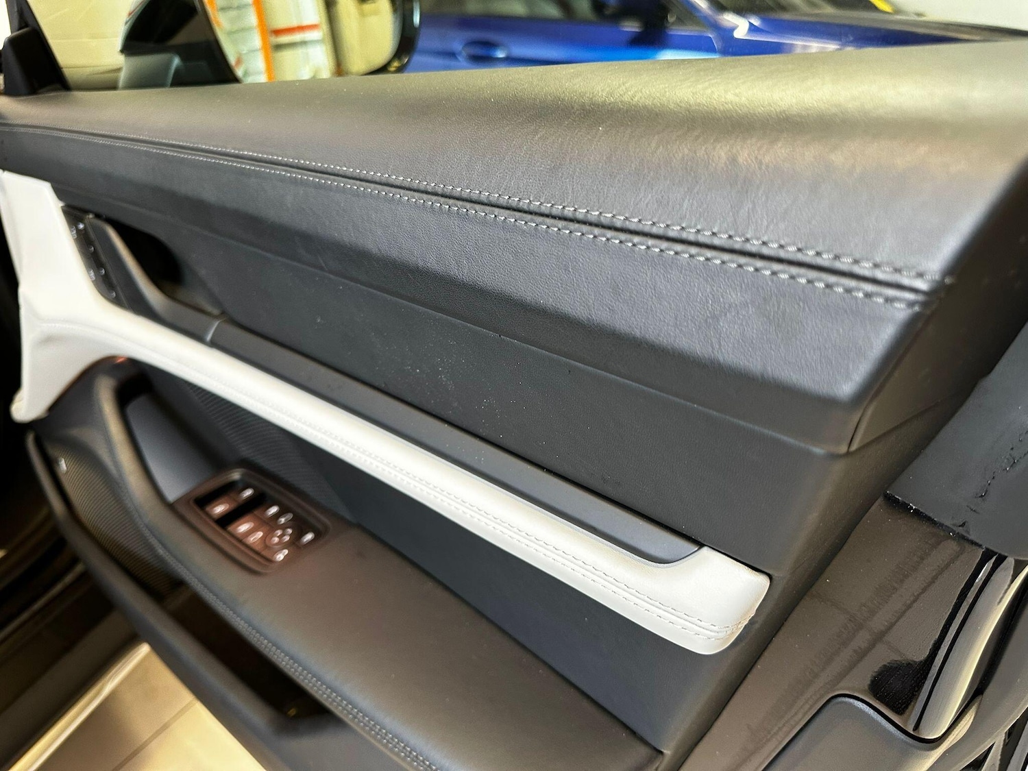 Used Porsche Taycan 2024 for sale - 77175801: Photo 39