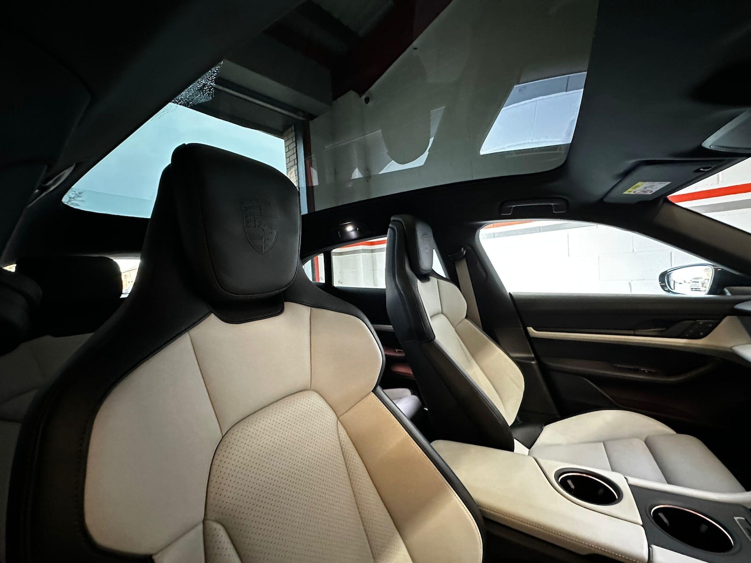 Used Porsche Taycan 2024 for sale - 77175801: Photo 49