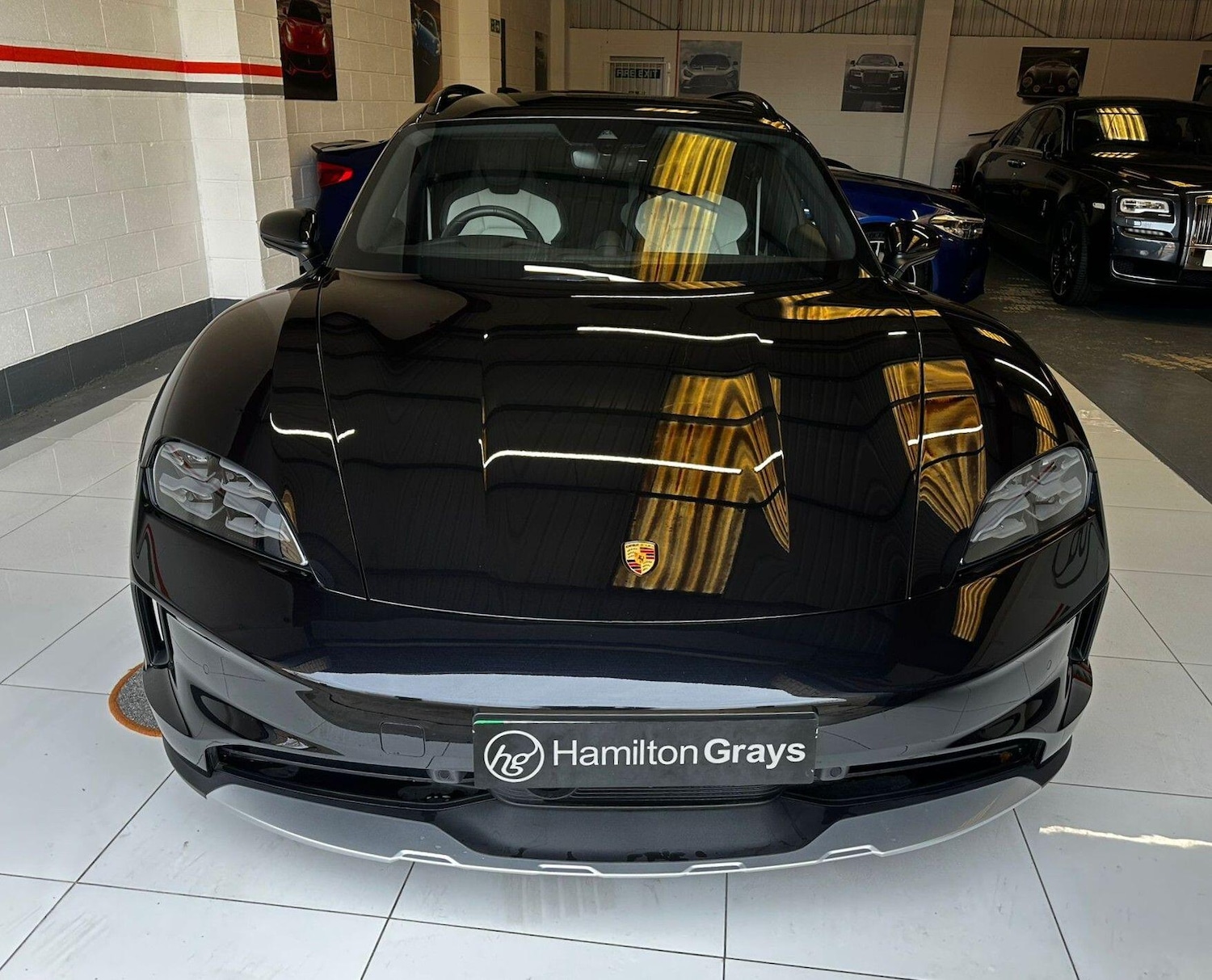 Used Porsche Taycan 2024 for sale - 77175801: Photo 5