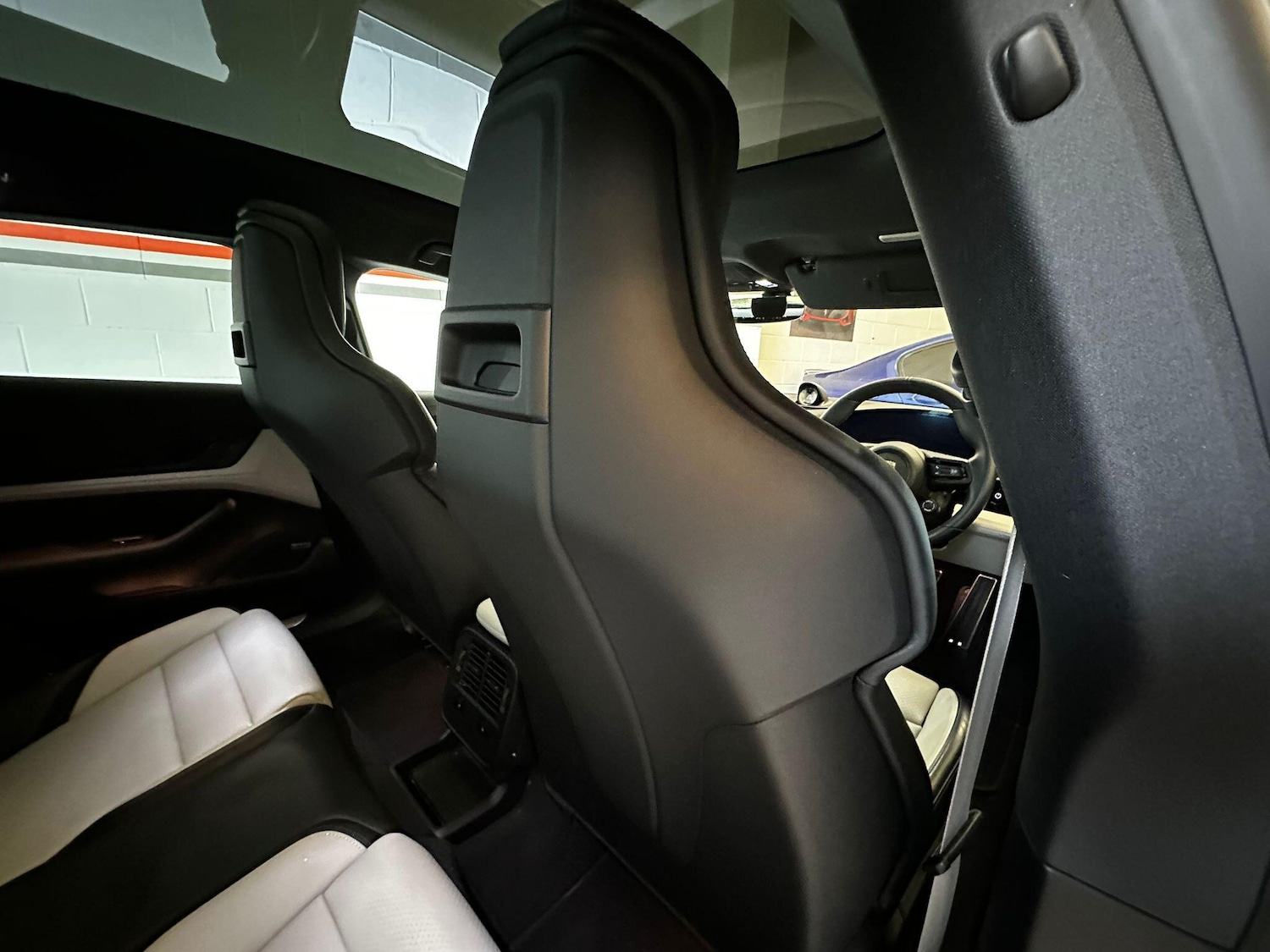 Used Porsche Taycan 2024 for sale - 77175801: Photo 51