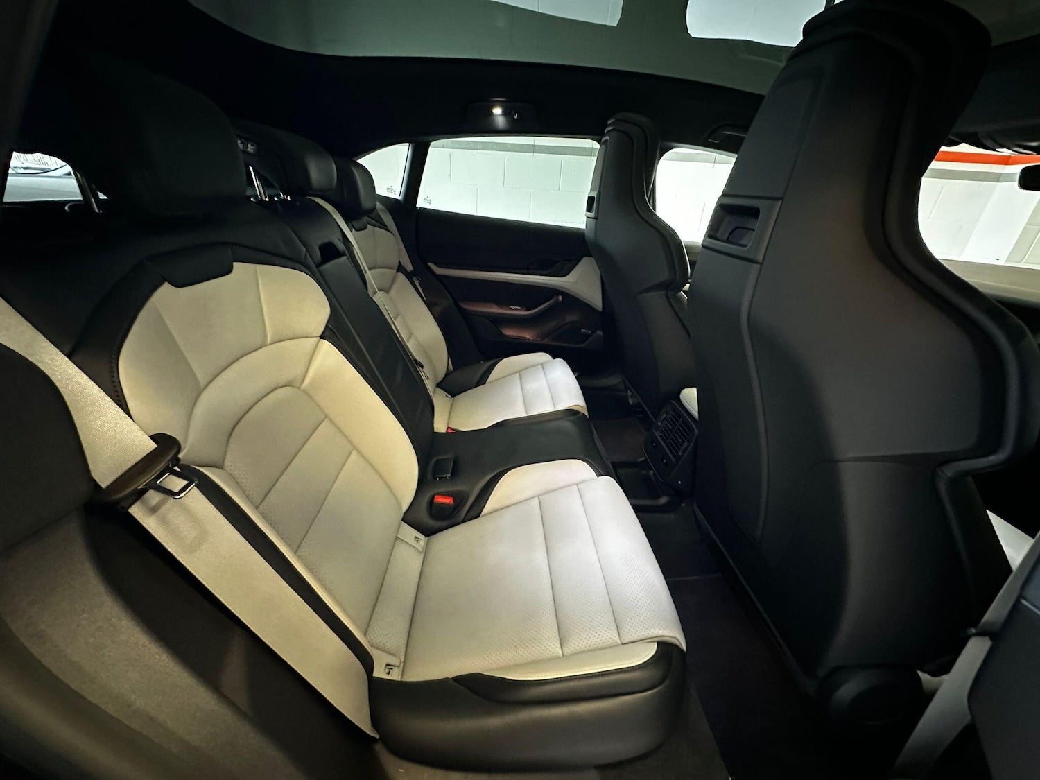 Used Porsche Taycan 2024 for sale - 77175801: Photo 58