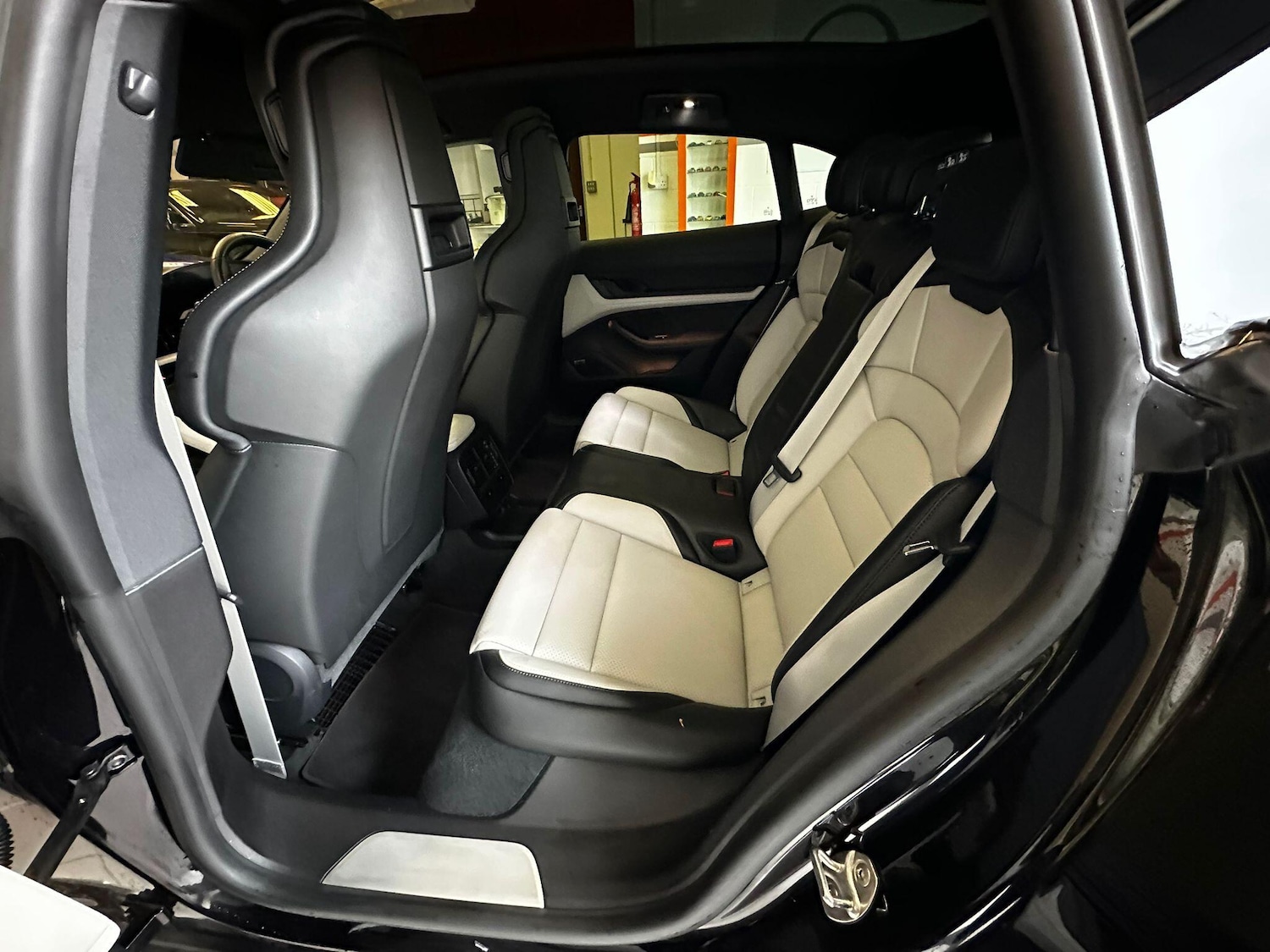 Used Porsche Taycan 2024 for sale - 77175801: Photo 66