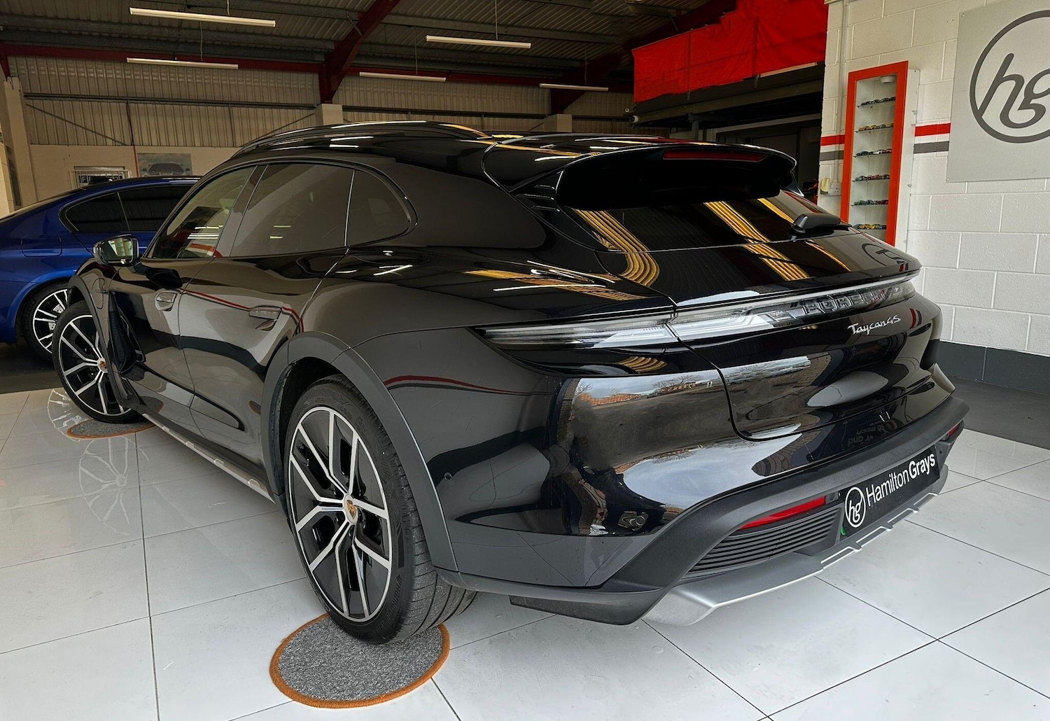 Used Porsche Taycan 2024 for sale - 77175801: Photo 88