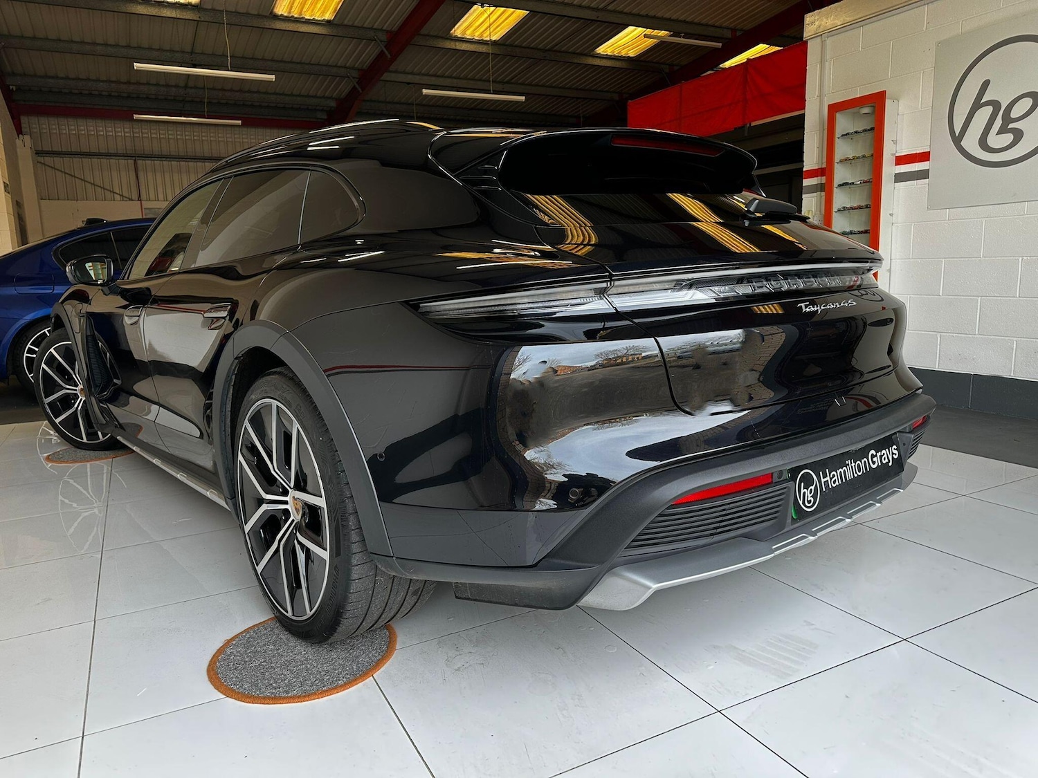 Used Porsche Taycan 2024 for sale - 77175801: Photo 90