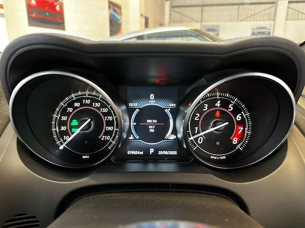 Used Jaguar F-Type 2017 for sale - 75431241: Photo 56