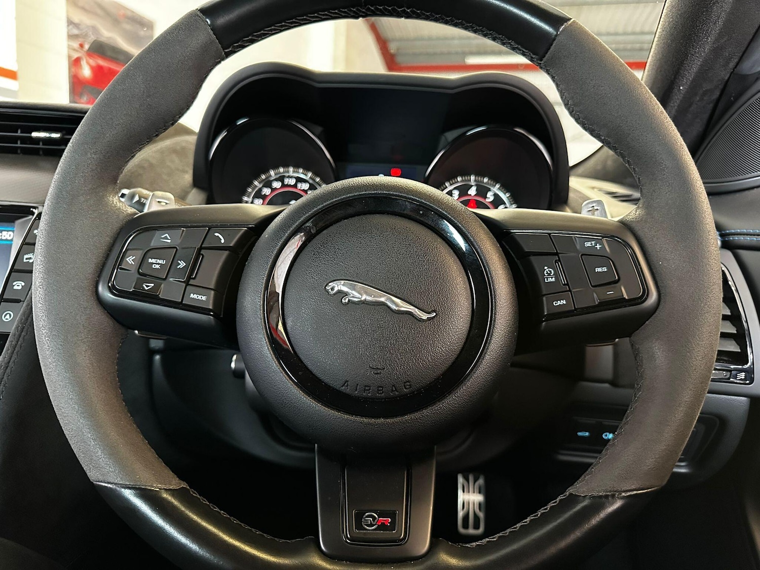 Used Jaguar F-Type 2016 for sale - 77657738: Photo 11