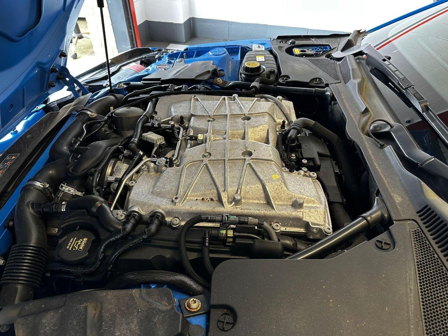 Used Jaguar F-Type 2016 for sale - 77657738: Photo 61