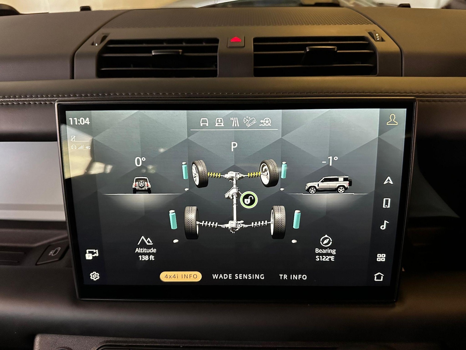 Used Land Rover Defender 110 2023 for sale - 76108350: Photo 14