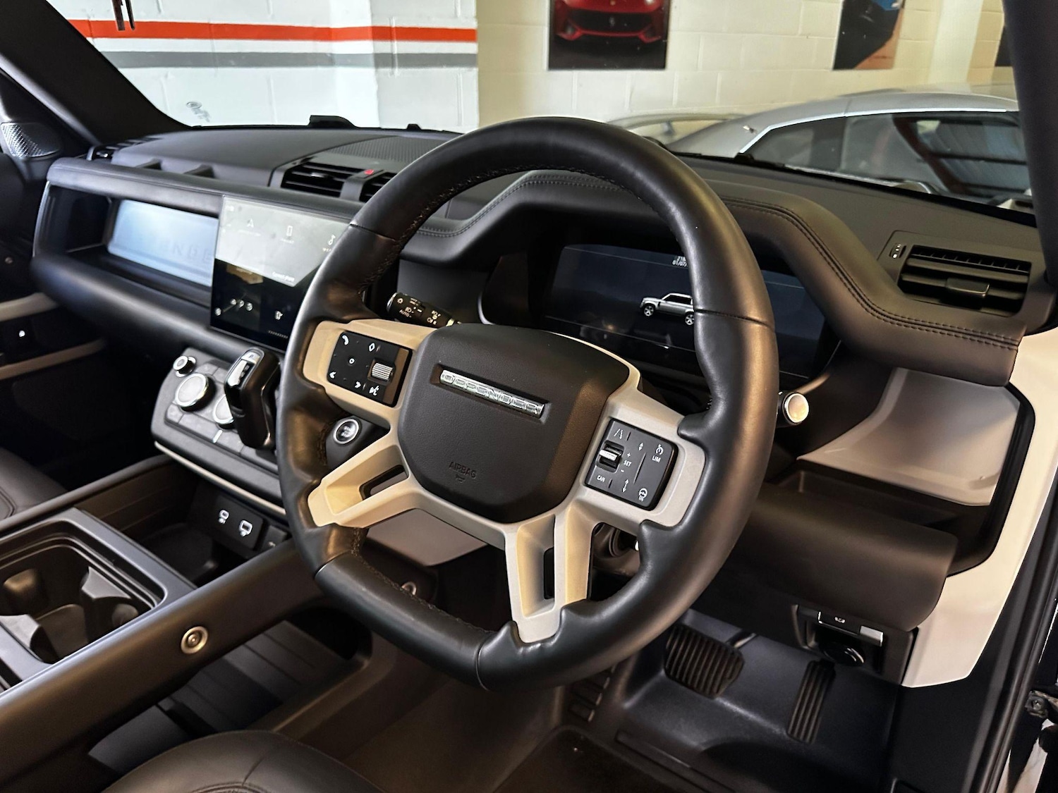 Used Land Rover Defender 110 2023 for sale - 76108350: Photo 56