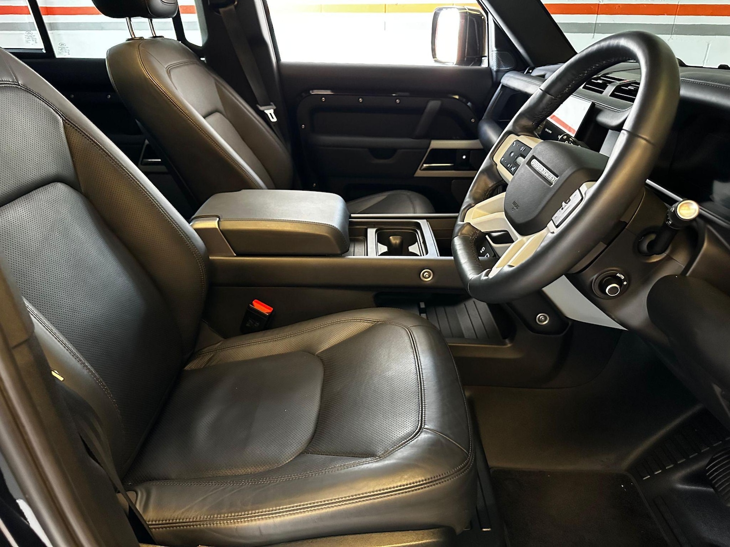 Used Land Rover Defender 110 2023 for sale - 76108350: Photo 58