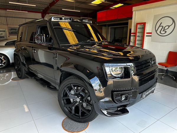 Used Land Rover Defender 110 2023 for sale - 76108350: Photo 62