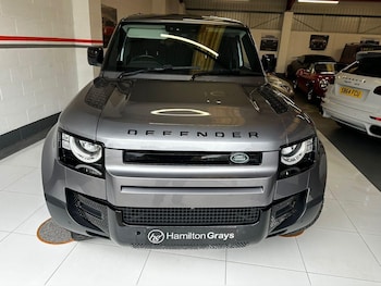 Used Land Rover Defender 110 2022 for sale - 75927070: Photo