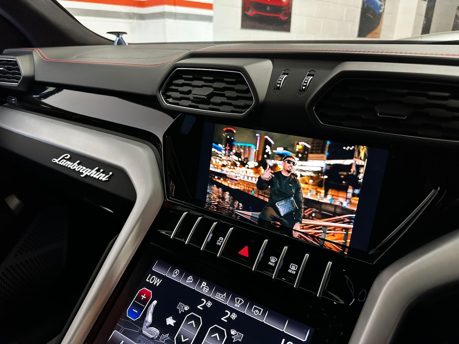 Used Lamborghini Urus for sale - 76994144: Photo 12