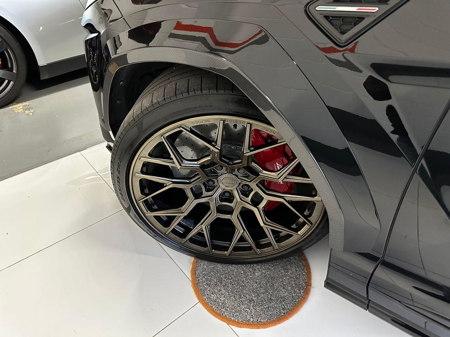 Used Lamborghini Urus for sale - 76994144: Photo 38