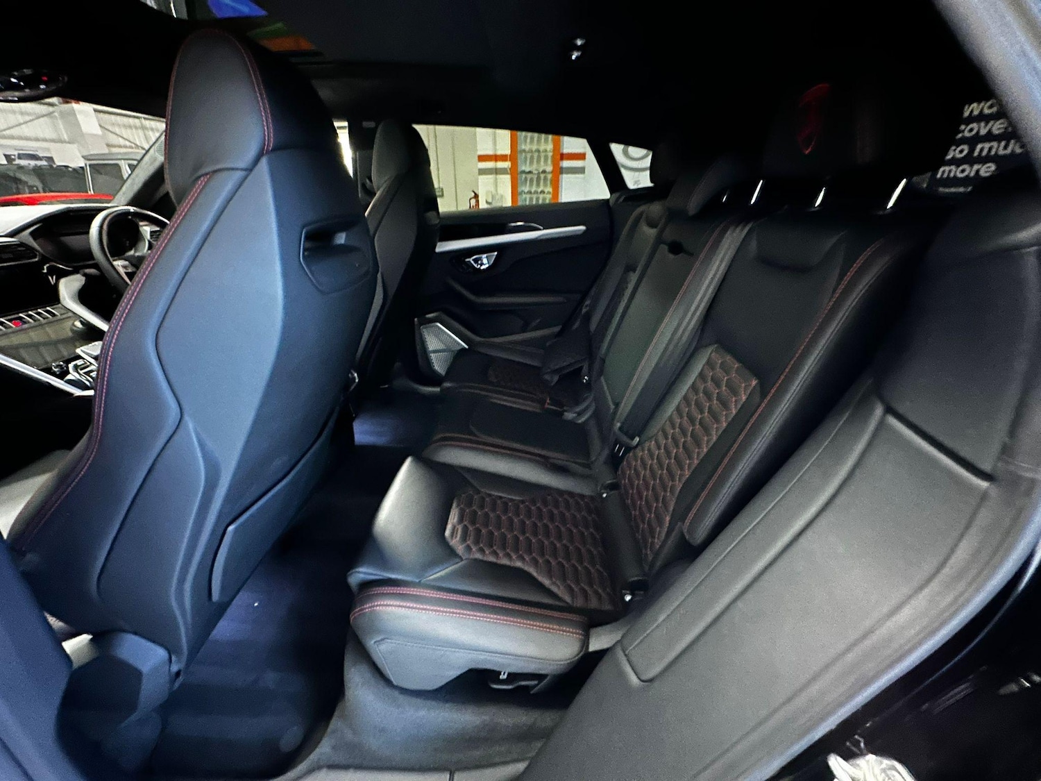 Used Lamborghini Urus for sale - 76994144: Photo 48