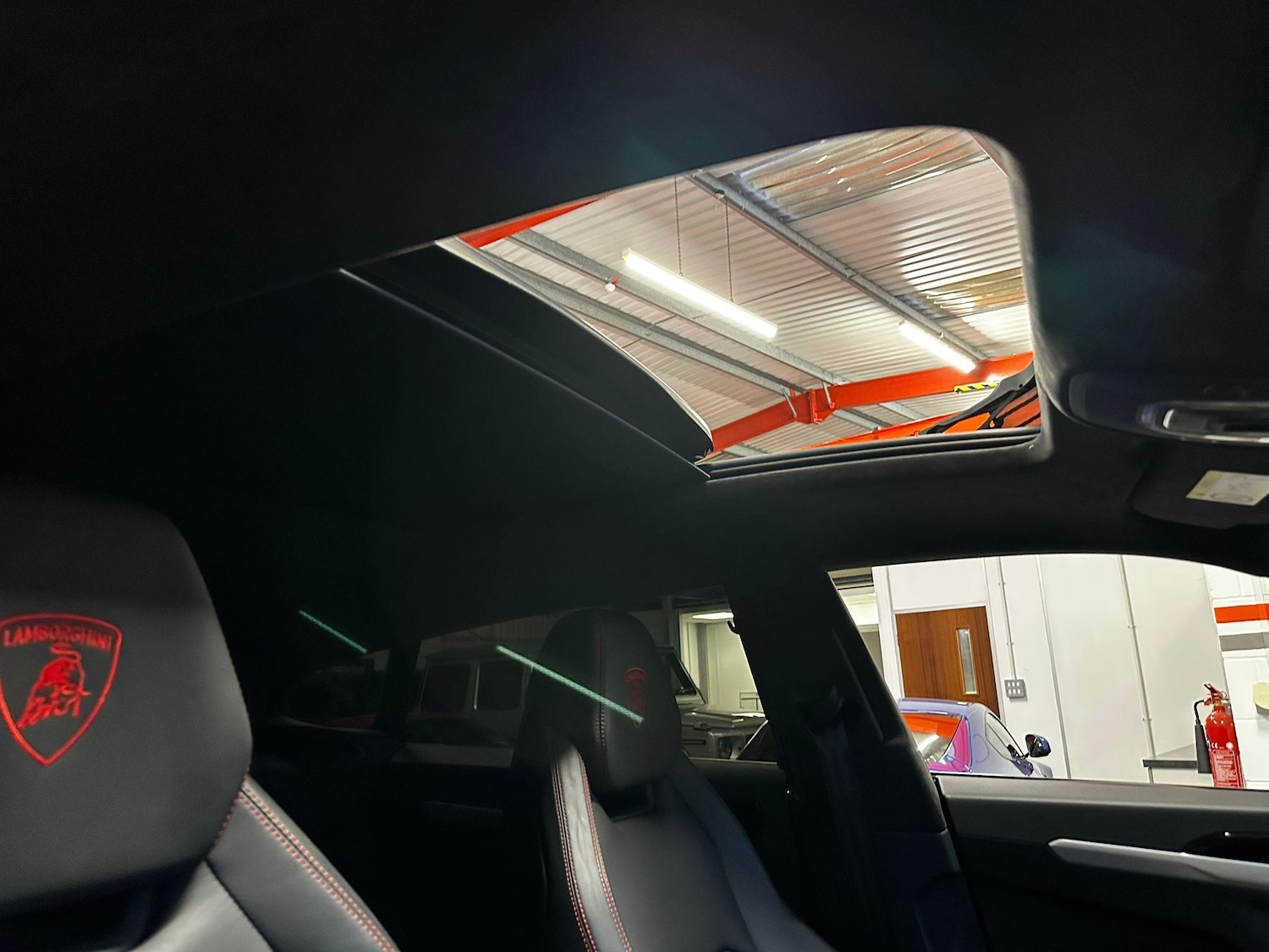 Used Lamborghini Urus for sale - 76994144: Photo 51