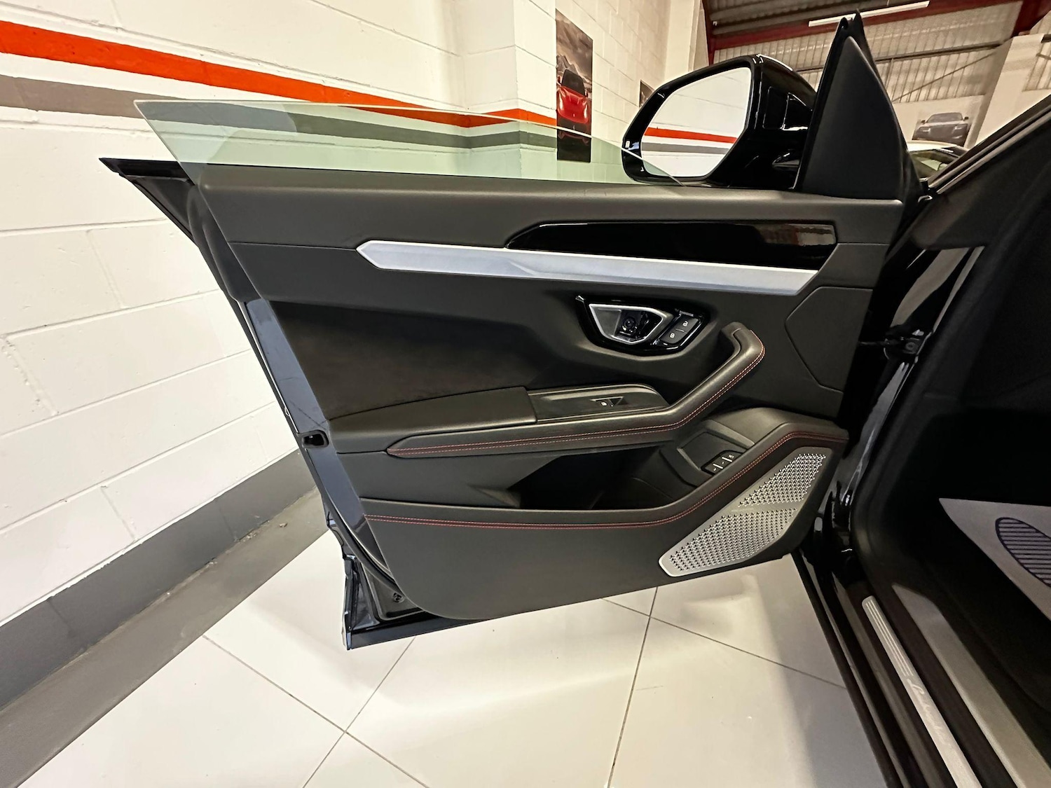 Used Lamborghini Urus for sale - 76994144: Photo 61