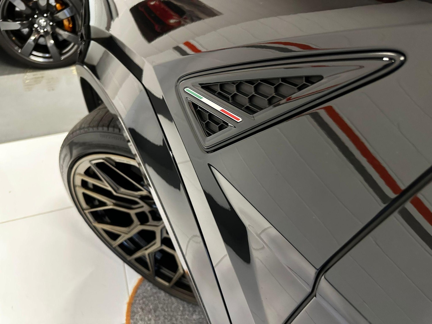 Used Lamborghini Urus for sale - 76994144: Photo 62