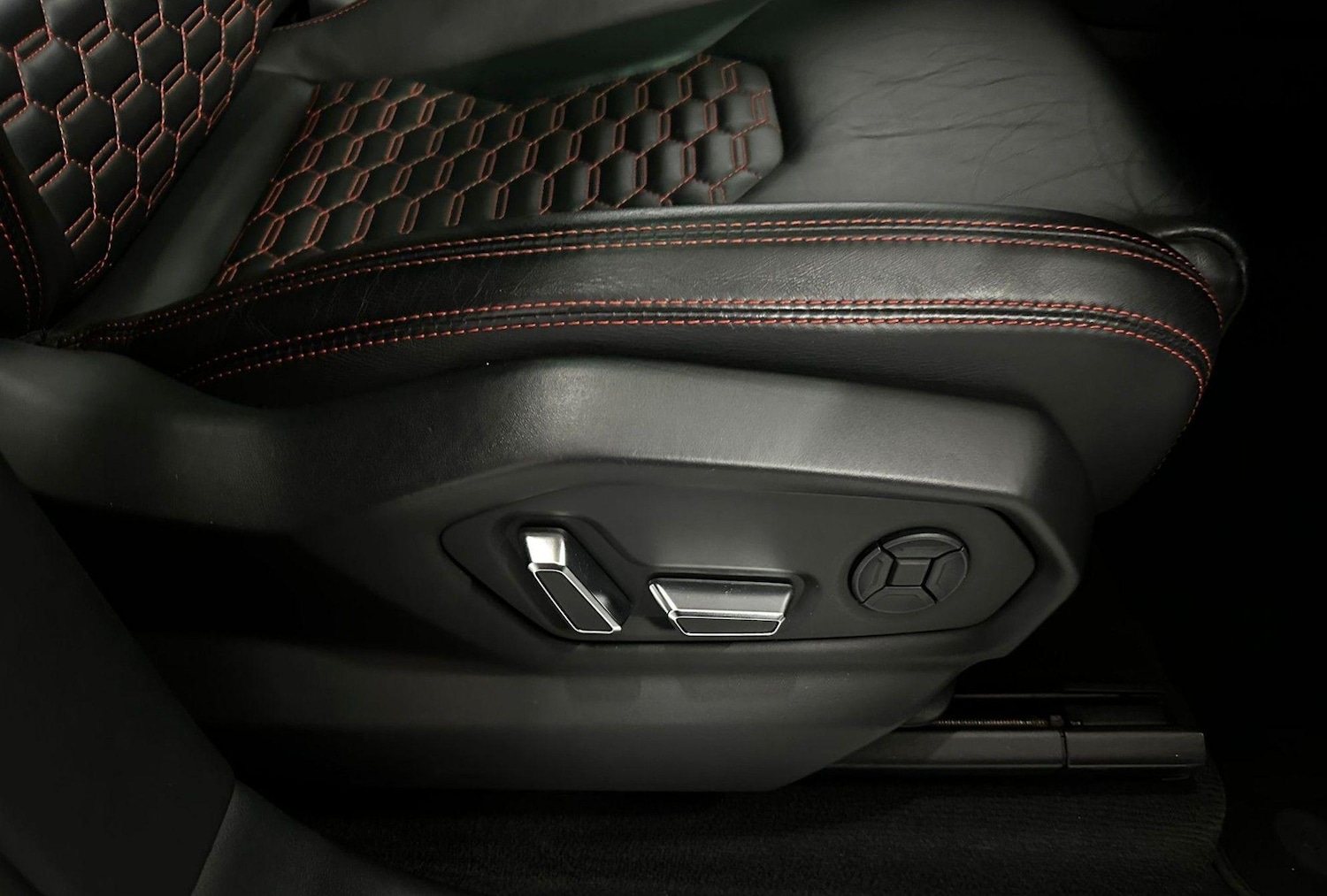 Used Lamborghini Urus for sale - 76994144: Photo 74